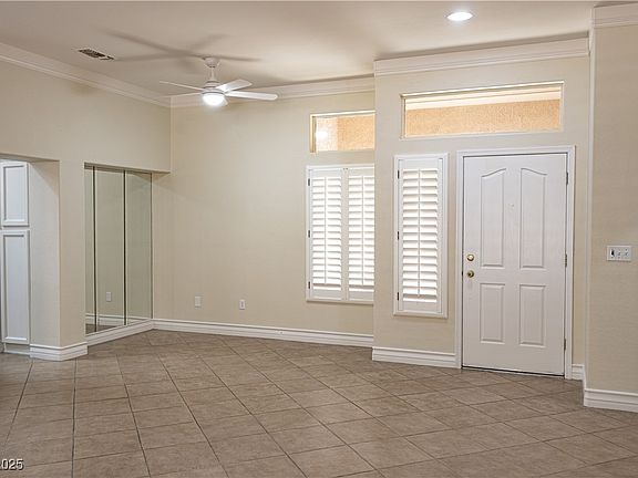 3rd image of 2501 Maddington Dr