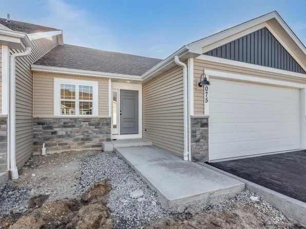 1075 58th ROAD #70A, Union Grove, WI 53182