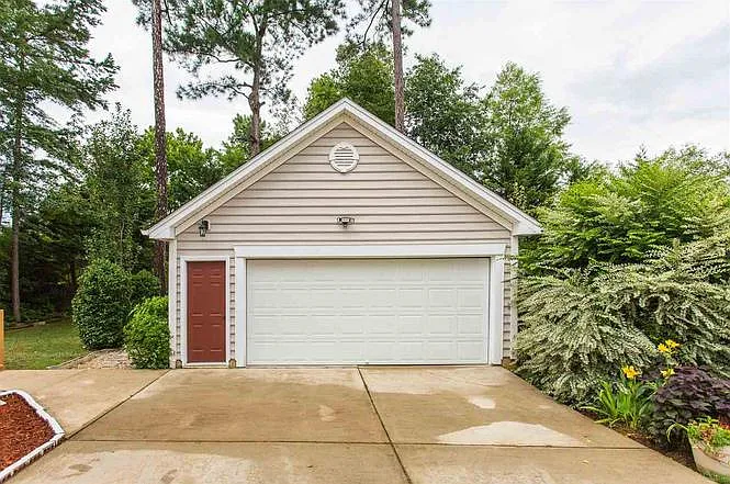 304 Star Magnolia Dr — Photo 32