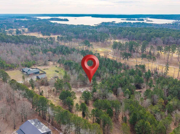 000 Edgewood Dr., Bismarck, AR 71929