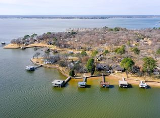 113 Crestwood Cir, Mabank, TX 75156