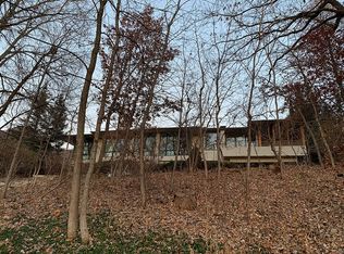 1435 Bridgewater Rd, Golden Valley, MN 55422