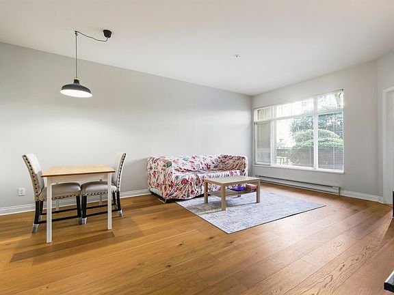 3rd image of 5735 Hampton Pl #105