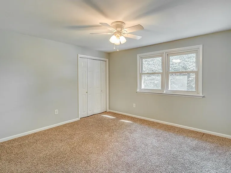 204 Warwick Rd #C — Photo 12