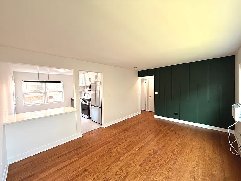 2316 N Harlem Ave #2E — Photo 2