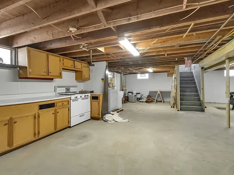 67 Crandon Blvd — Photo 23