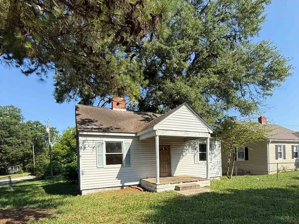 601 Musgrove St, Clinton, SC 29325