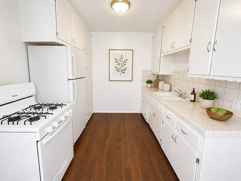 15732 Santa Ana Ave #1 — Photo 10