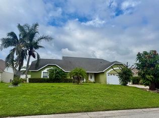 5624 Mandarin Ct, Davenport, FL 33896