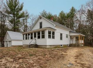 28 Wellesley St, Athol, MA 01331