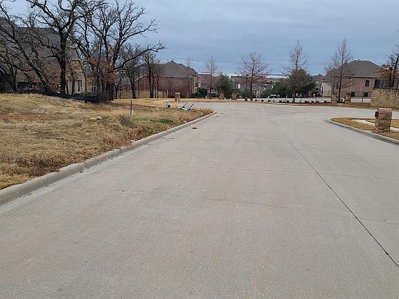 4th image of 1616 Emerald Knoll Ct Lot 23