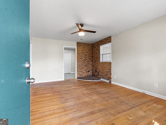 2nd image of 112 Athens St