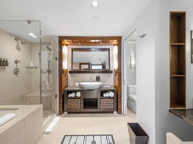 6801 Collins Ave #1010 — Photo 6