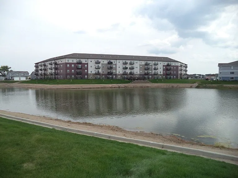 Lakewood Estates Apartments — Photo 18
