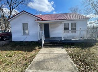 331 4th St SW, Hamilton, AL 35570