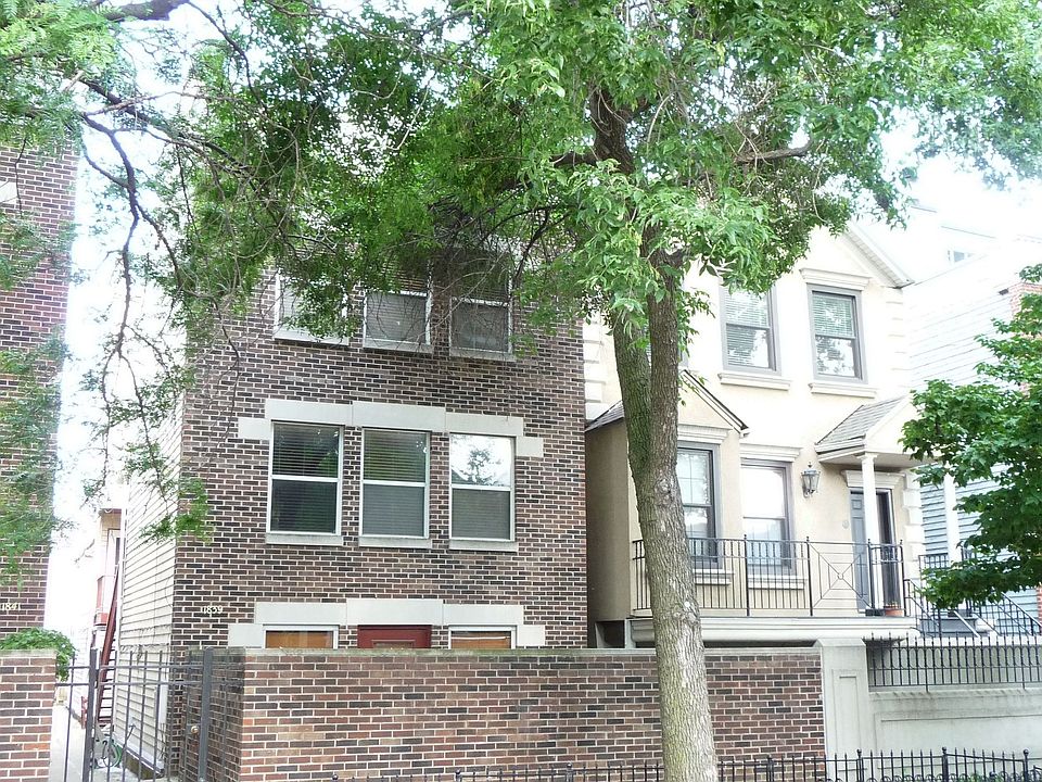 1st image of 1839 N Bissell St #1