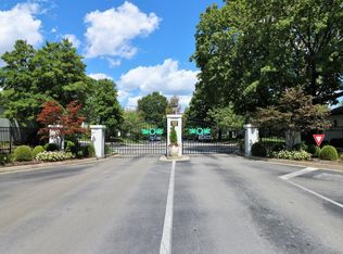 395 Redding Rd APT 18, Lexington, KY 40517