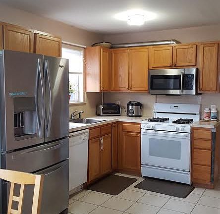 5th image of 17 Winegar Ln
