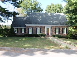 19437 Oakwood Dr, Abingdon, VA 24211