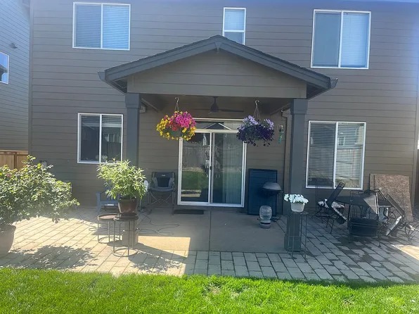 242 W 17th St, Lafayette, OR 97127