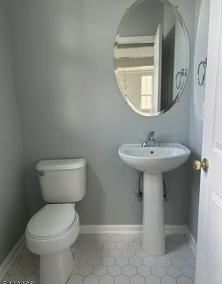246 Winding Hill Dr — Photo 4
