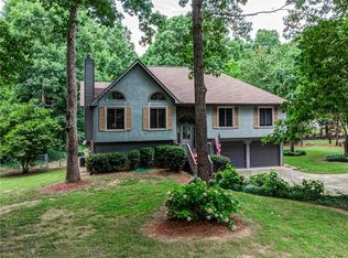 41 Indian Springs Dr NE, Rydal, GA 30171