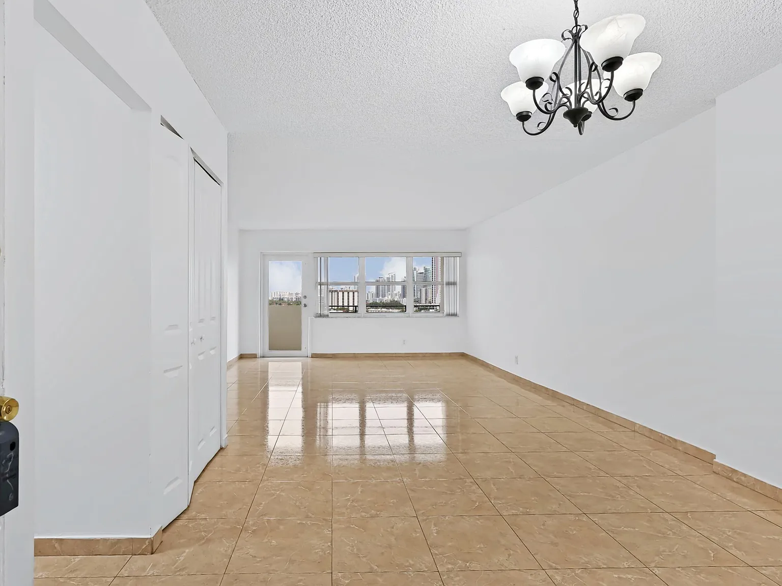 Ocean View Towers — Photo 2