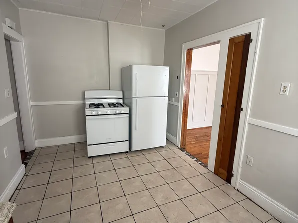 1566 W 116th St APT 3, Cleveland, OH 44102