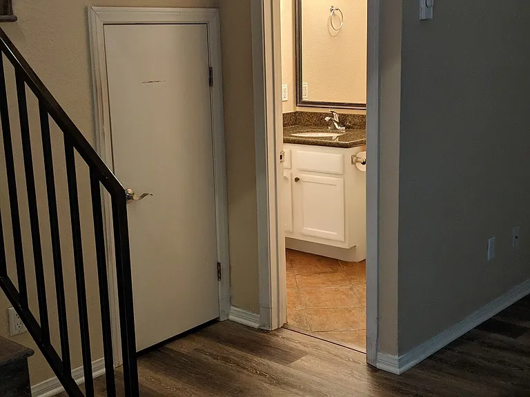 downstairs bath, closet
