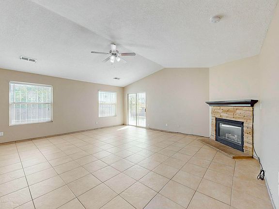 5th image of 10508 Figaro Dr NW