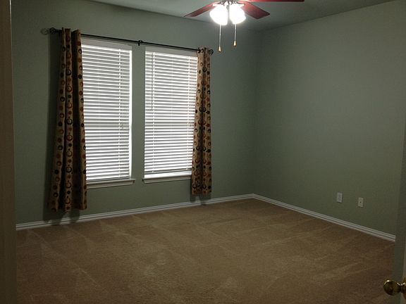 Master bed room