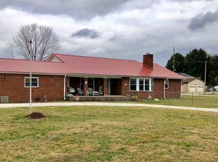 1032 A-b Brickyard Ave, Milton, WV 25541