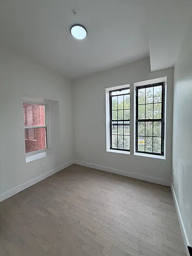 53 Lincoln Park #2A Photo 1