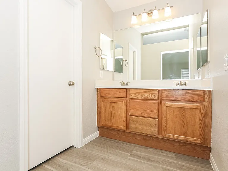 6511 Goldfield St — Photo 10