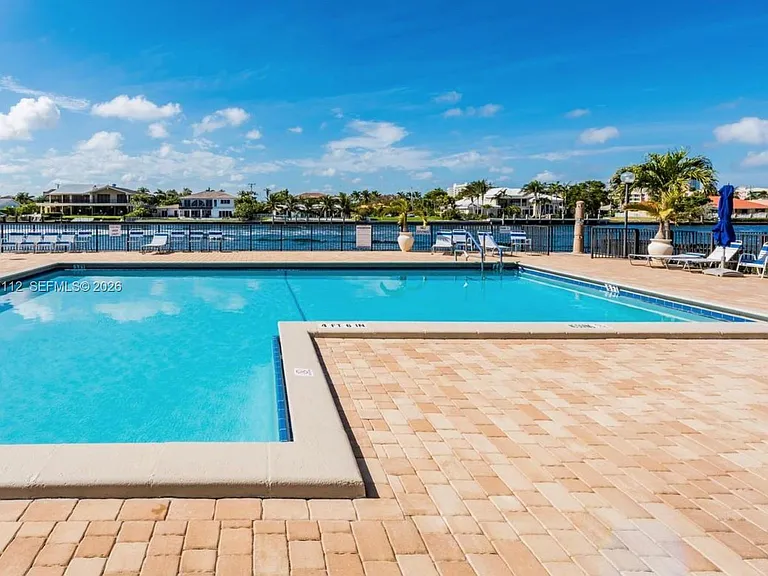2049 S Ocean Dr #806 — Photo 17