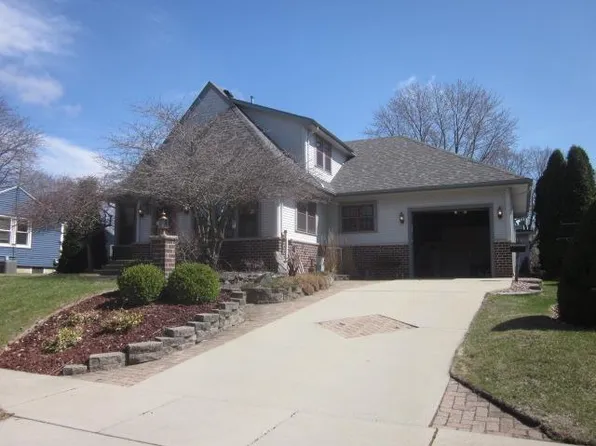 228 South Fischer Avenue, Jefferson, WI 53549