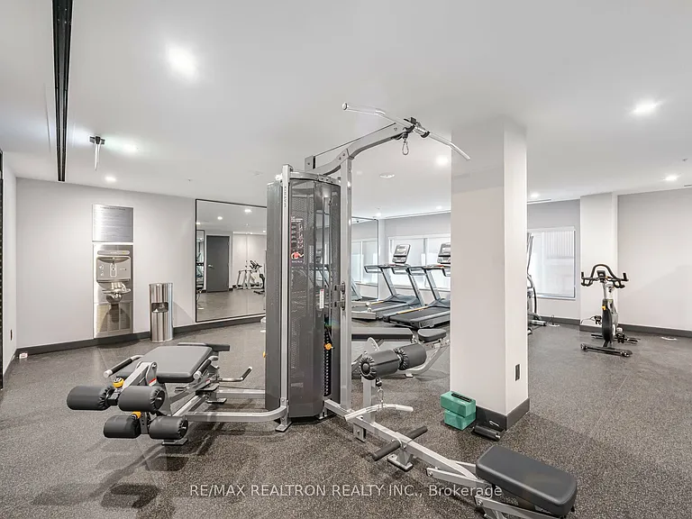 2525 Bathurst St #202 — Photo 13