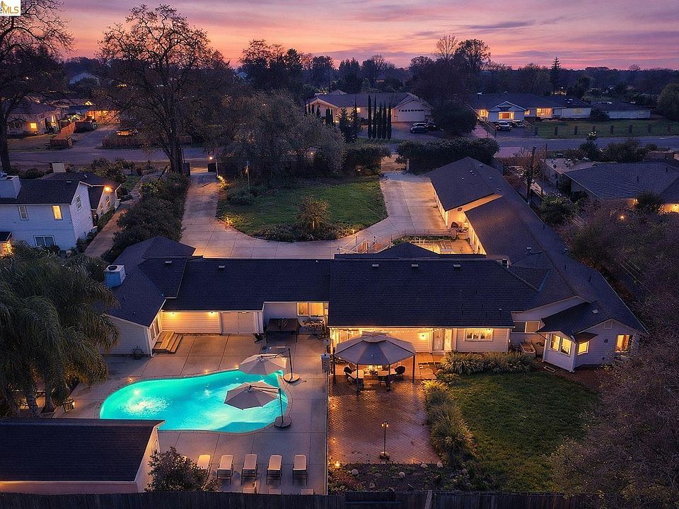 1st image of 2033 Lucile Ave