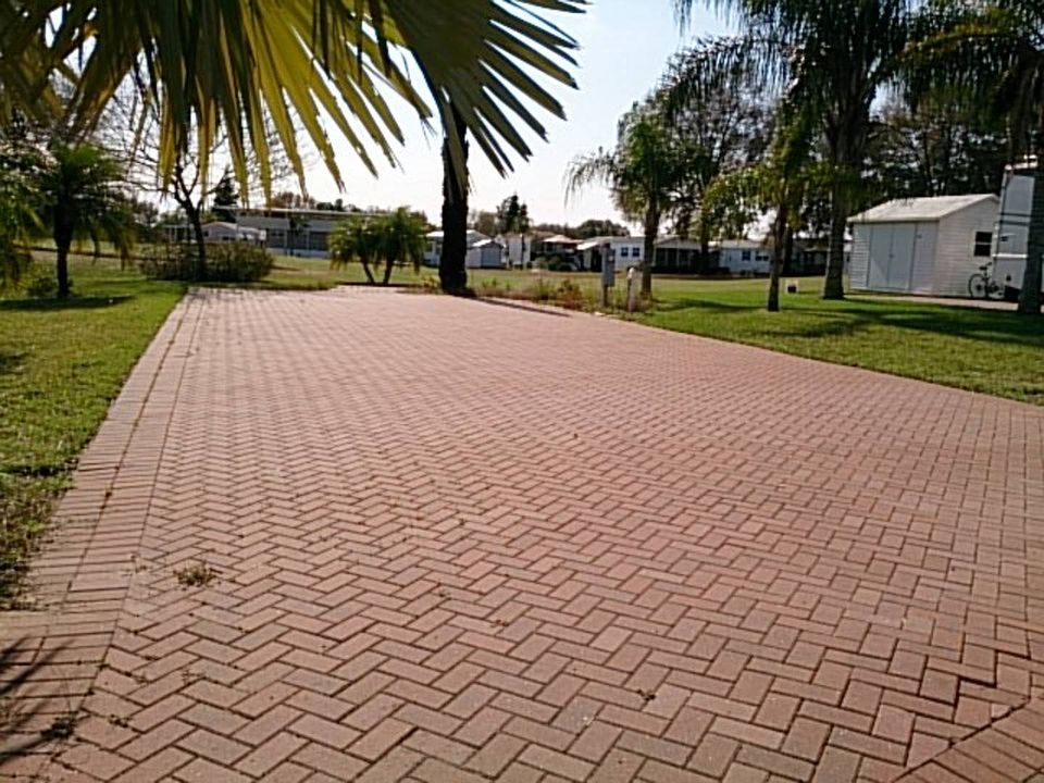 2nd image of 2006 St George Dr