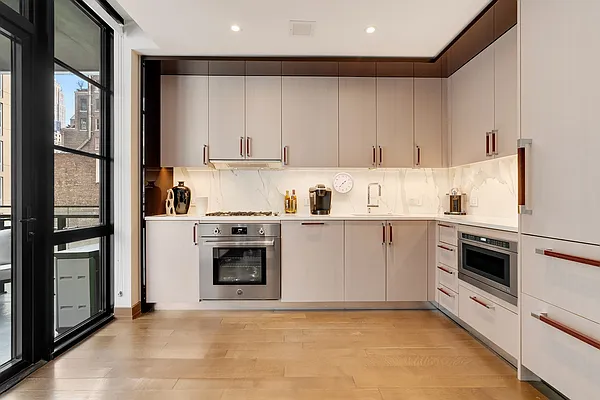 Rented by MNS | media 20