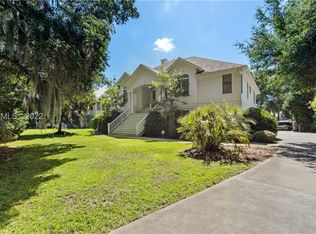 51 Cameroon Dr, Beaufort, SC 29907