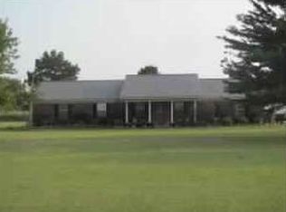 725 Friendship Rd, Ecru, MS 38841