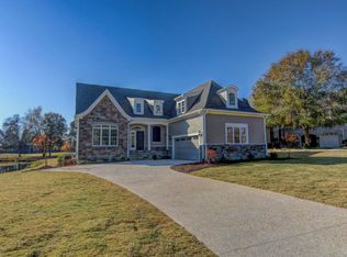 144 Red Fox Run Dr, Wallace, NC 28466