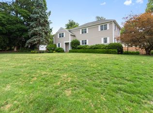 29 Old Mill Rd, Chappaqua, NY 10514