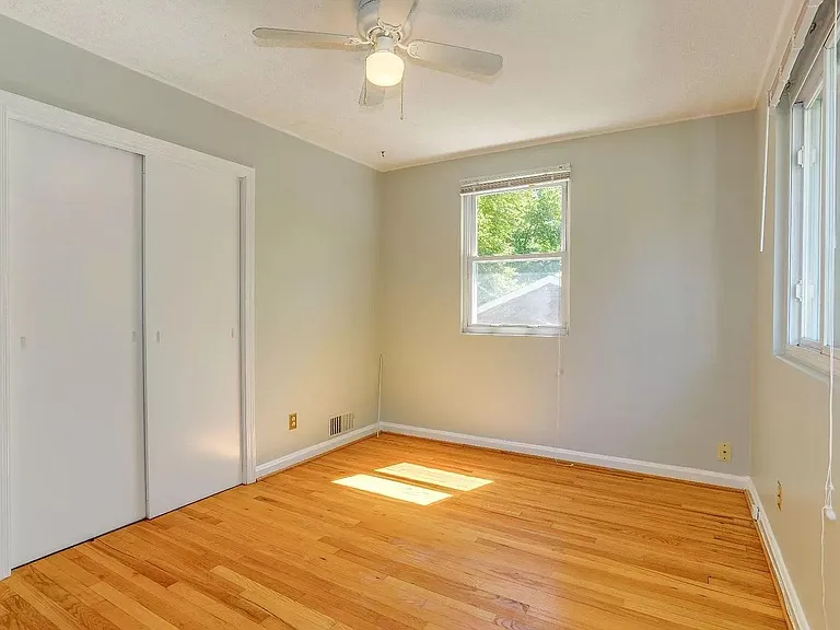 3317 Glenway Dr — Photo 17