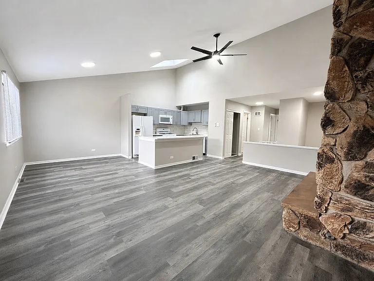 56 Century Dr — Photo 7