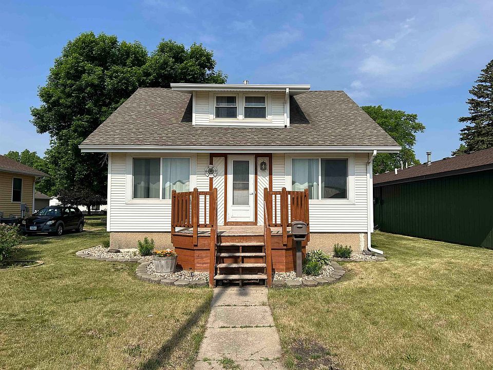 1st image of 1609 Okoboji Ave