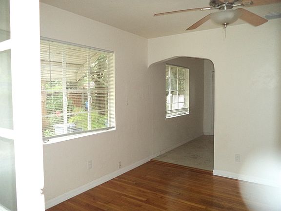 3rd image of 5126 Pine Grove Ter S