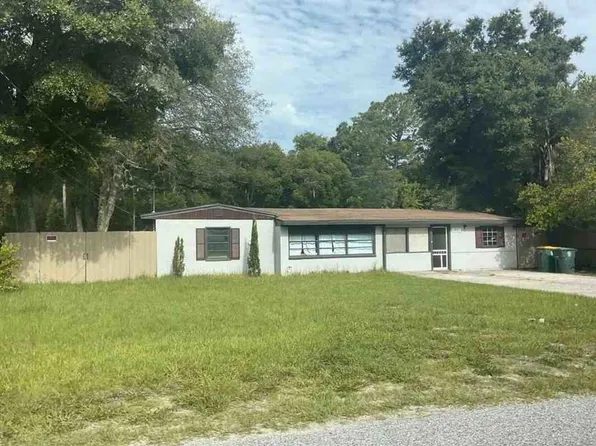 3742 Peach Dr, Jacksonville, FL 32246