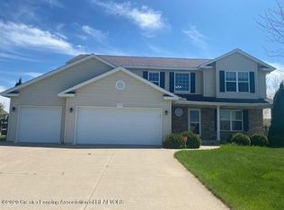 1806 Nightingale Dr, Holt, MI 48842